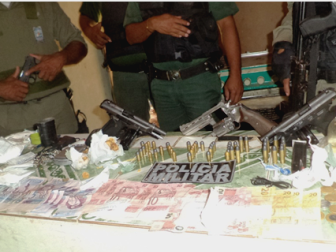 IPolícia Militar prende traficantes em José de Freitas